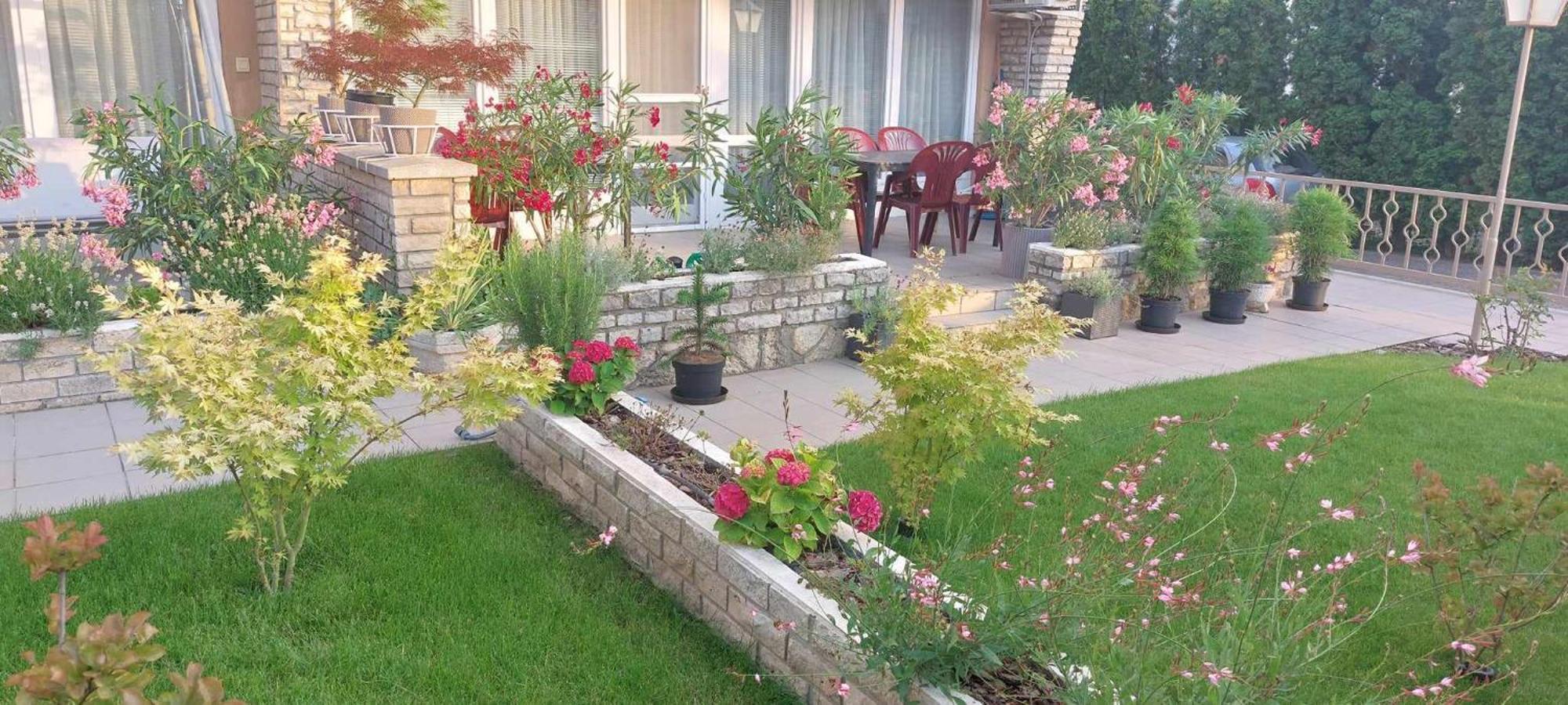 Siesta Apartmanhaz Balatonfuered Exterior photo