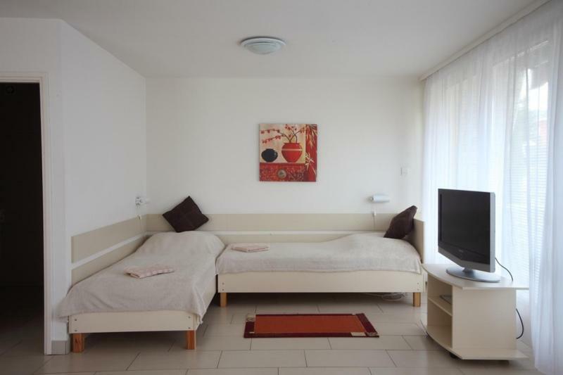 Siesta Apartmanhaz Balatonfuered Exterior photo